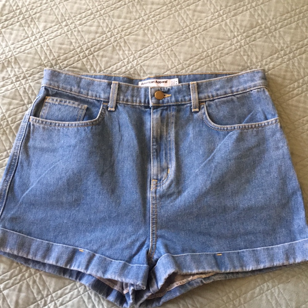 Denim high-waist cuff shorts💙